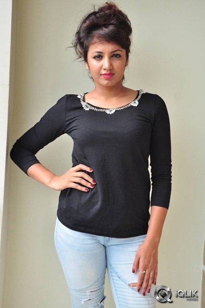 Tejaswi-Madivada-at-Kerintha-Movie-Success-Meet